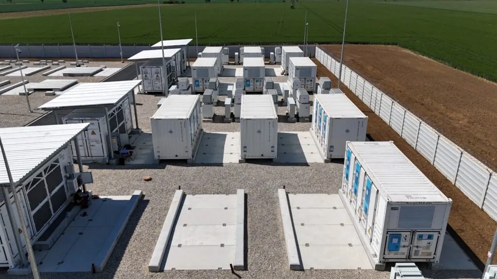 Společnost PV SERVICE PLUS dokončila bateriové úložiště s úctyhodnou kapacitou 20 MWh. Zdroj: PV SERVICE PLUS
