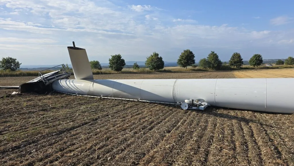 Pár větrné elektrárny v Podštátu. Foto: Město Poštát