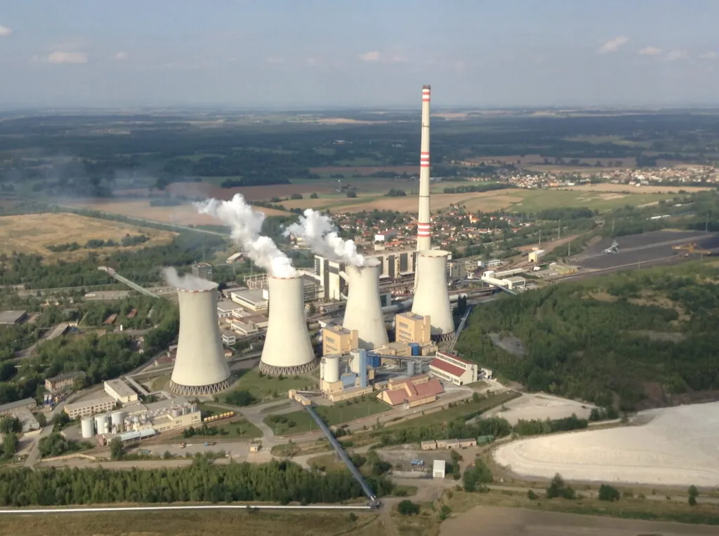 Skupina Sev.en Česká energie v listopadu 2025 oznámila, že nejpozději do 31. března 2027 ukončí provoz elektráren Chvaletice a Počerady Foto: Se.en
