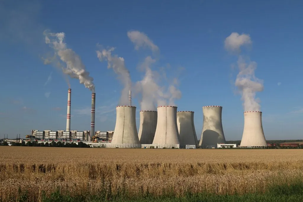 Skupina Sev.en Česká energie v listopadu 2025 oznámila, že nejpozději do 31. března 2027 ukončí provoz elektráren Chvaletice a Počerady Foto: Se.en