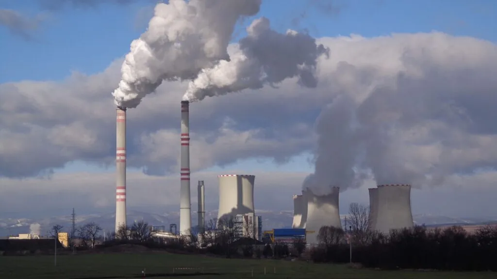 Skupina Sev.en Česká energie v listopadu 2025 oznámila, že nejpozději do 31. března 2027 ukončí provoz elektráren Chvaletice a Počerady Foto: Se.en